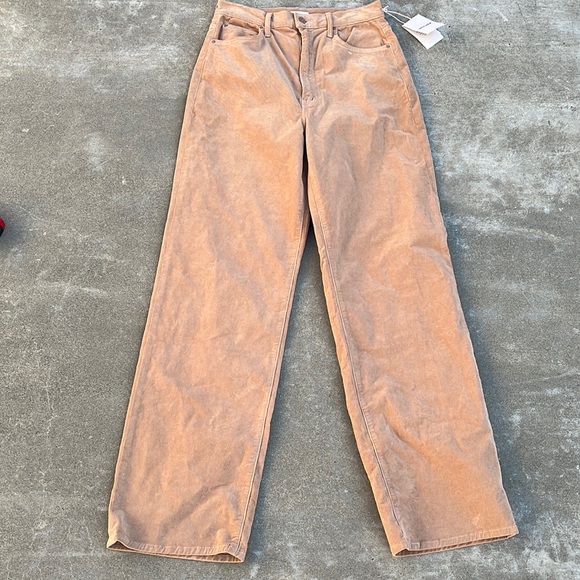 MOTHER Denim - NWT Mother High Waisted Tunnel Vision Sneak Corduroy Jeans in Cafe Spice